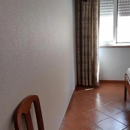 Gæstehus Alojamentos S.jose Atouguia Da Baleia