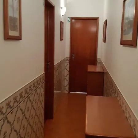 Alojamentos S.jose Atouguia Da Baleia