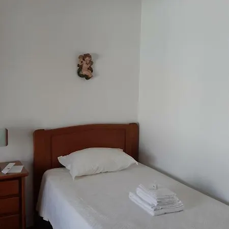 게스트하우스 Alojamentos S.jose 아토우기아다발레이아