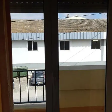 Pensión Alojamentos S.josé Atouguia Da Baleia
