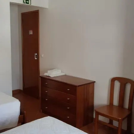 Alojamentos S.jose 3* 아토우기아다발레이아