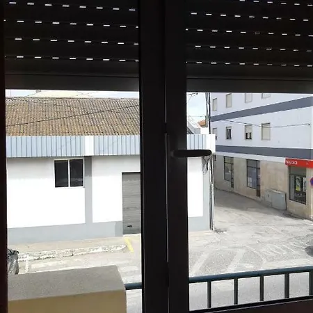 Pensión Alojamentos S.josé Atouguia Da Baleia