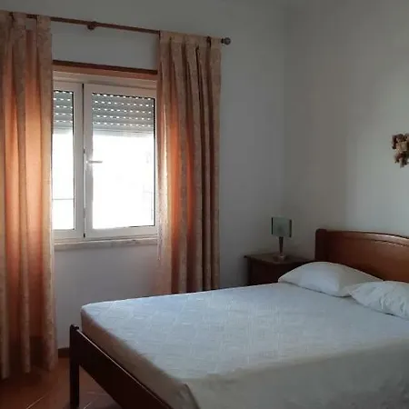 Alojamentos S.jose 게스트하우스 3*